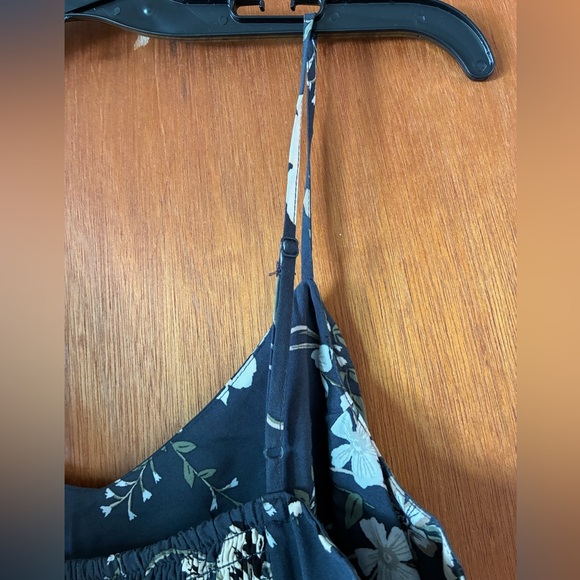 Old Navy Blue and White Floral Dress - Picture 5 of 5